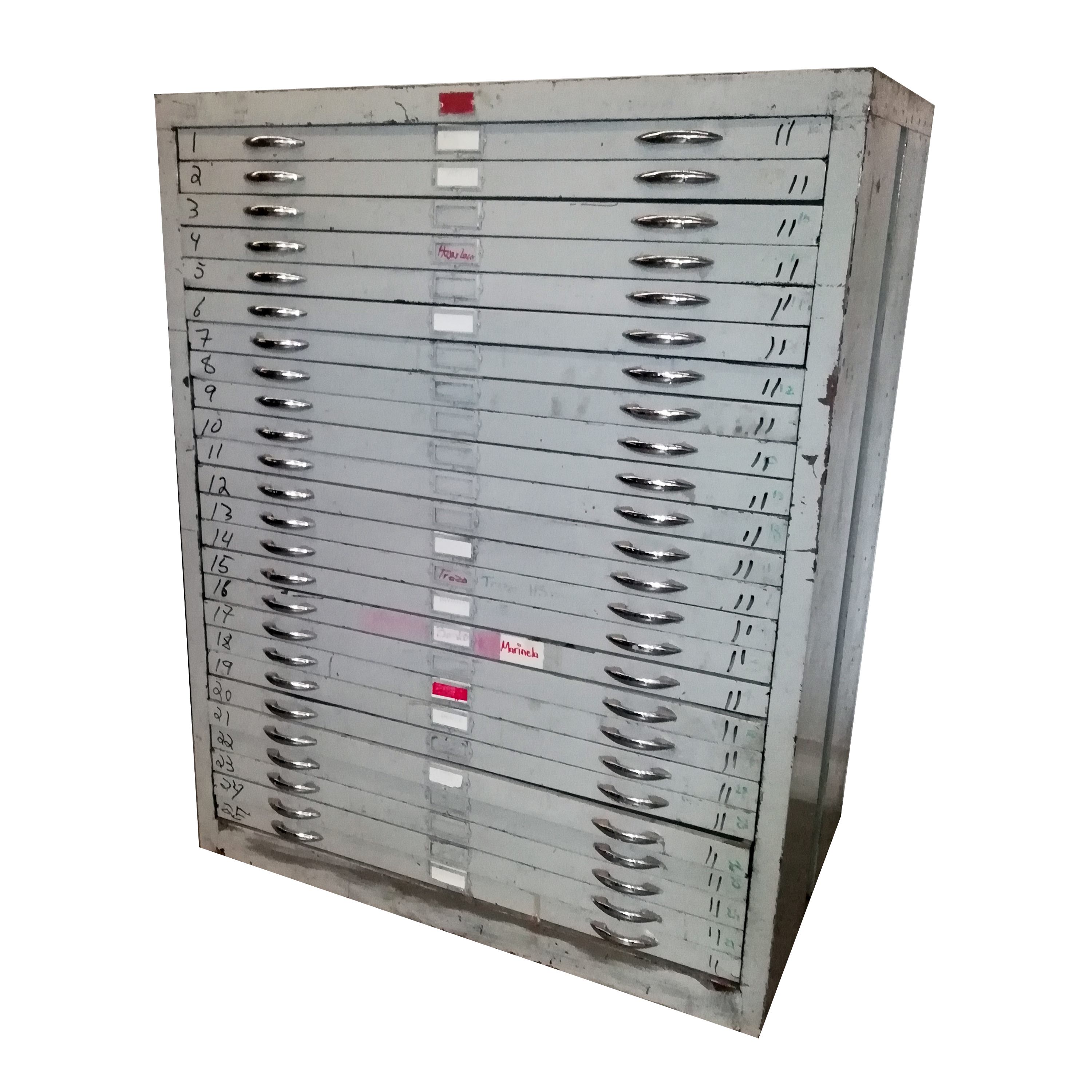 ENNYSA. Planero de acero laqueado gris con 25 cajones