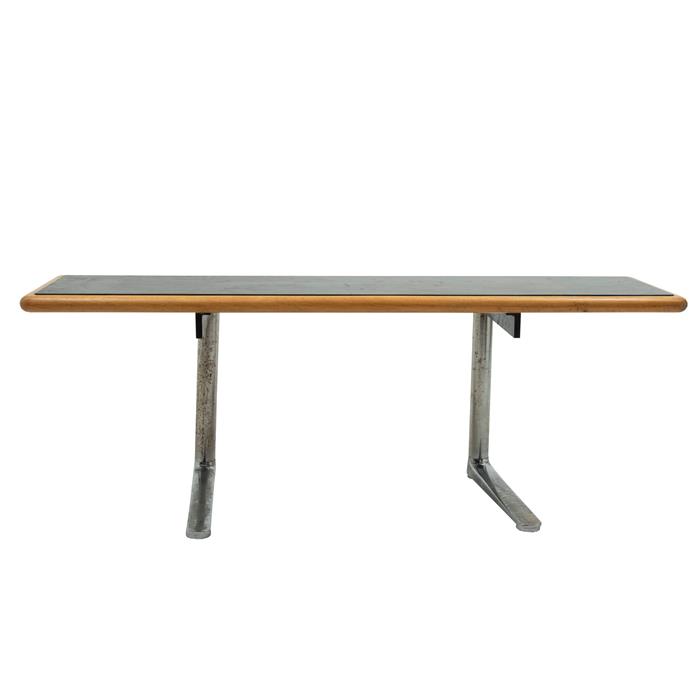 Warren Platner para Knoll Internacional. Consola en acero cromado, madera y piel