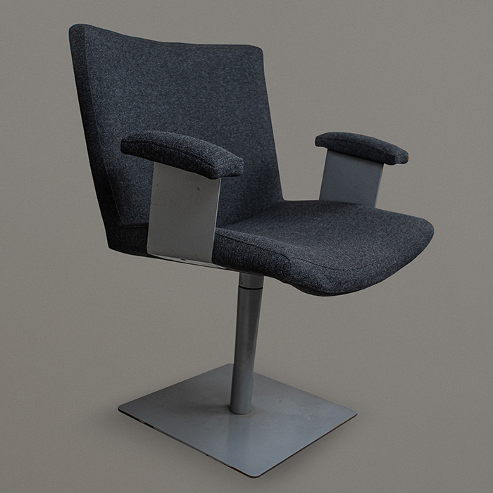 Montis. Sillón giratorio en metal gris con tapicería negra