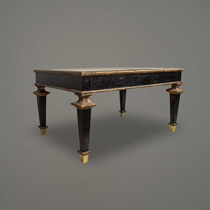 Arturo Pani. Mesa lateral en madera laqueada negra