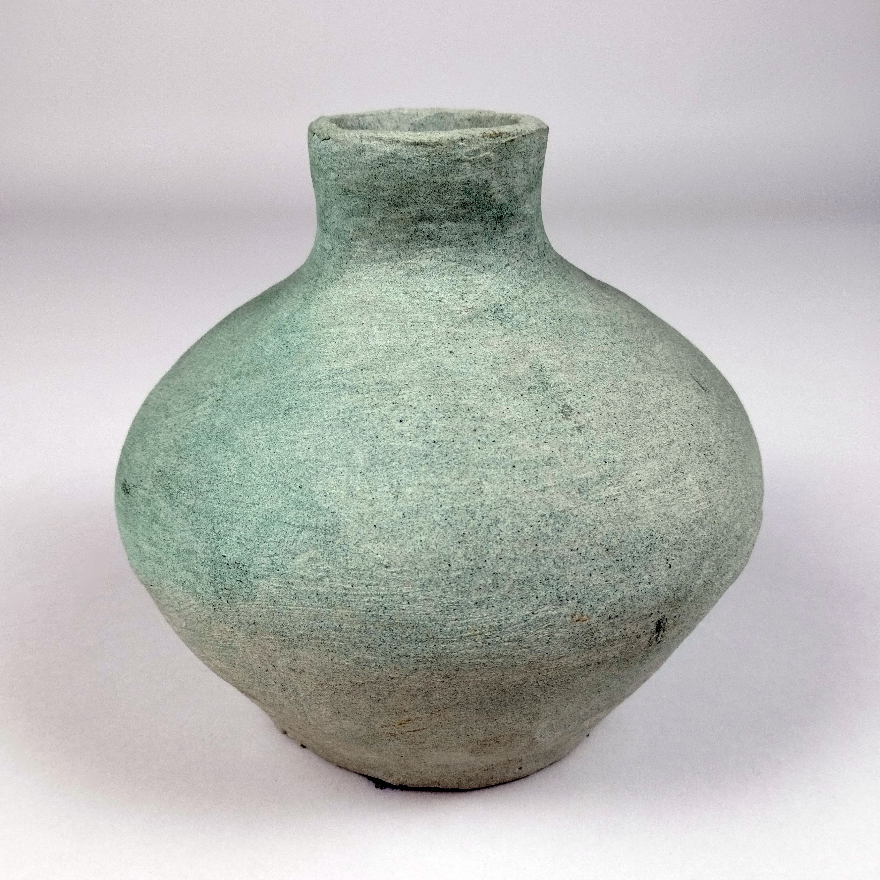 María Teresa Espriu. Vasija en cerámica de alta temperatura verde aqua