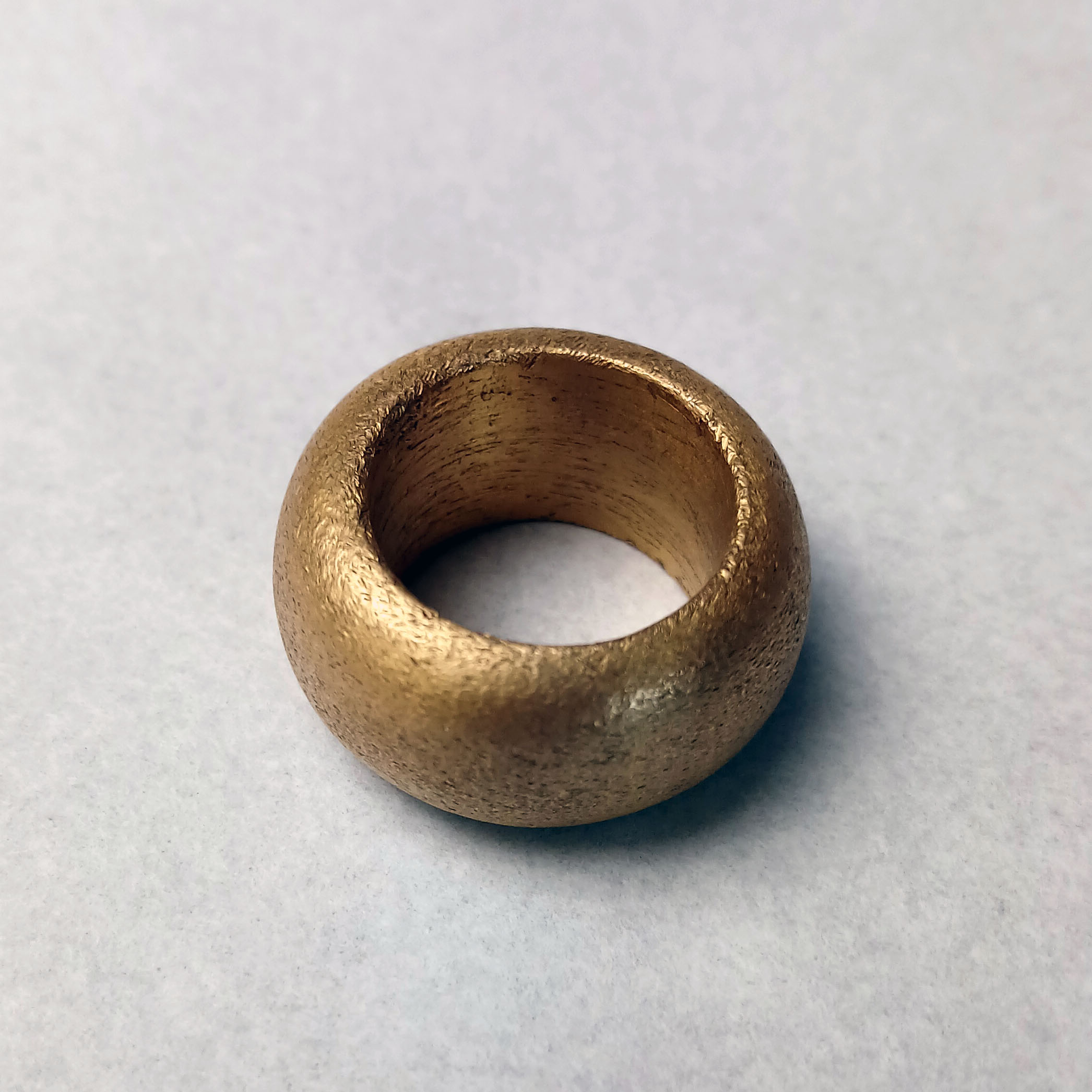 Maria Jose de Simon. Anillo en plata .925 chapada en oro