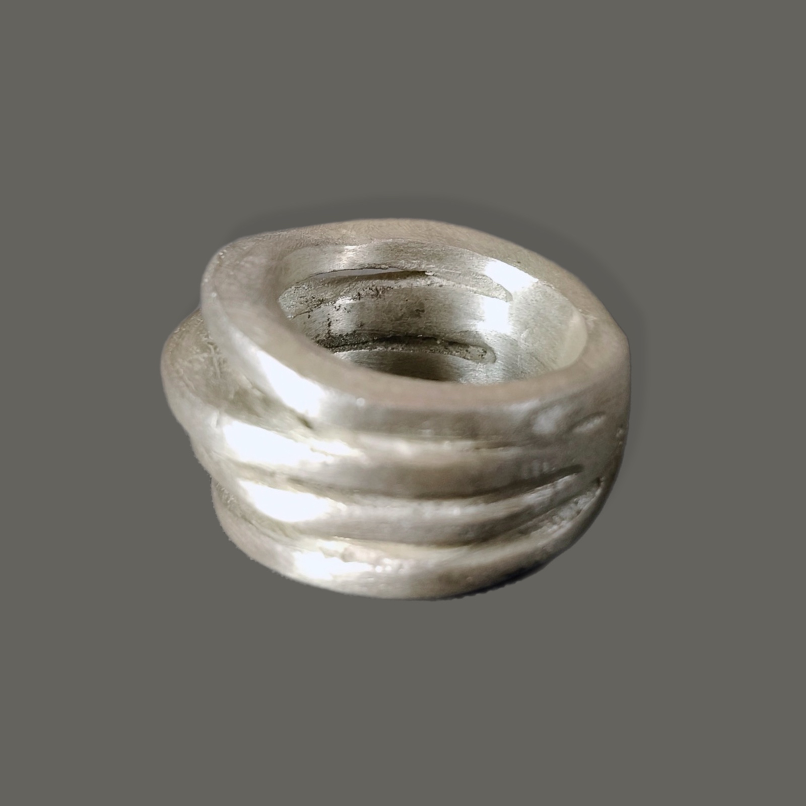 Maria José de Simón. Anillo en plata .925
