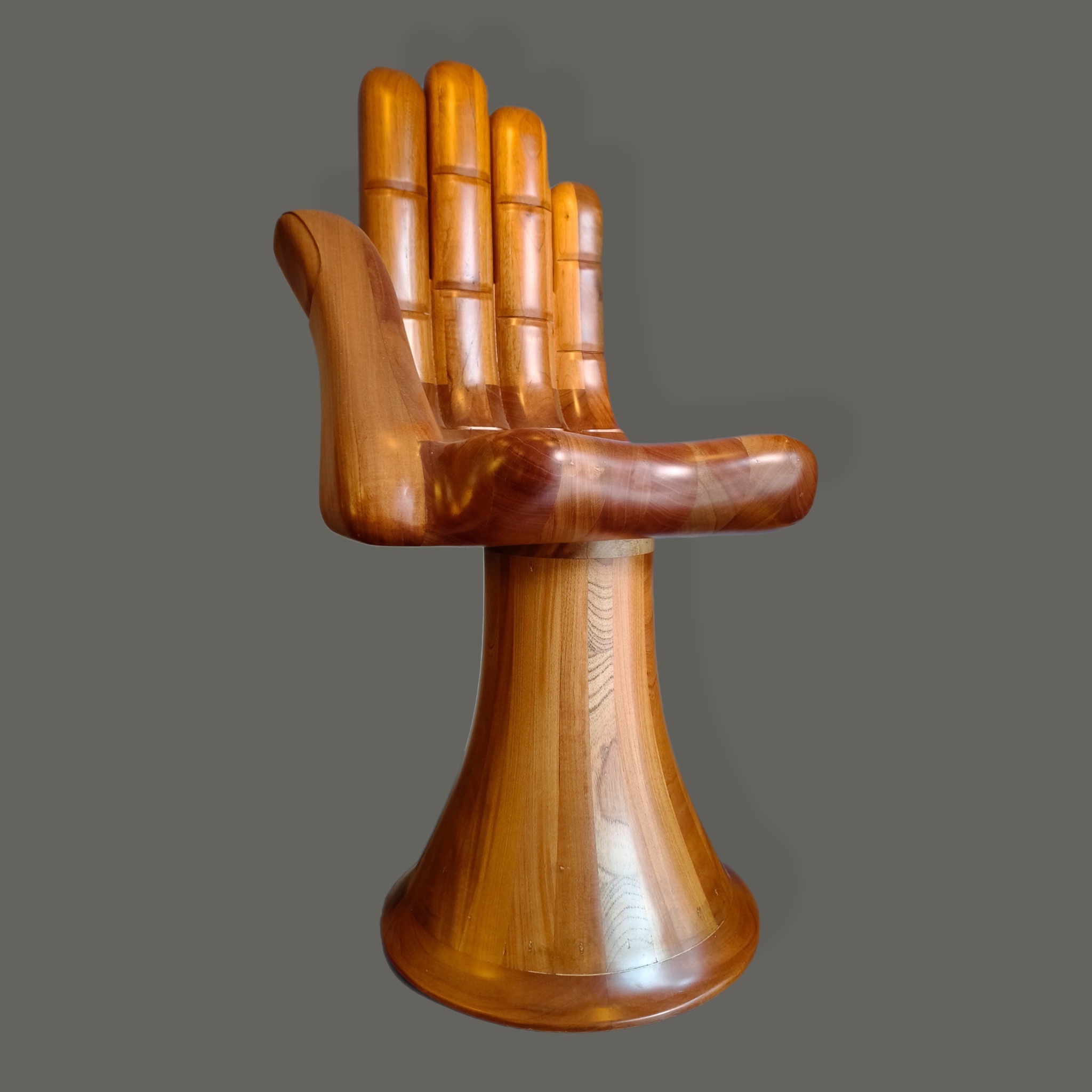 Pedro Friedeberg. Silla mano en caoba