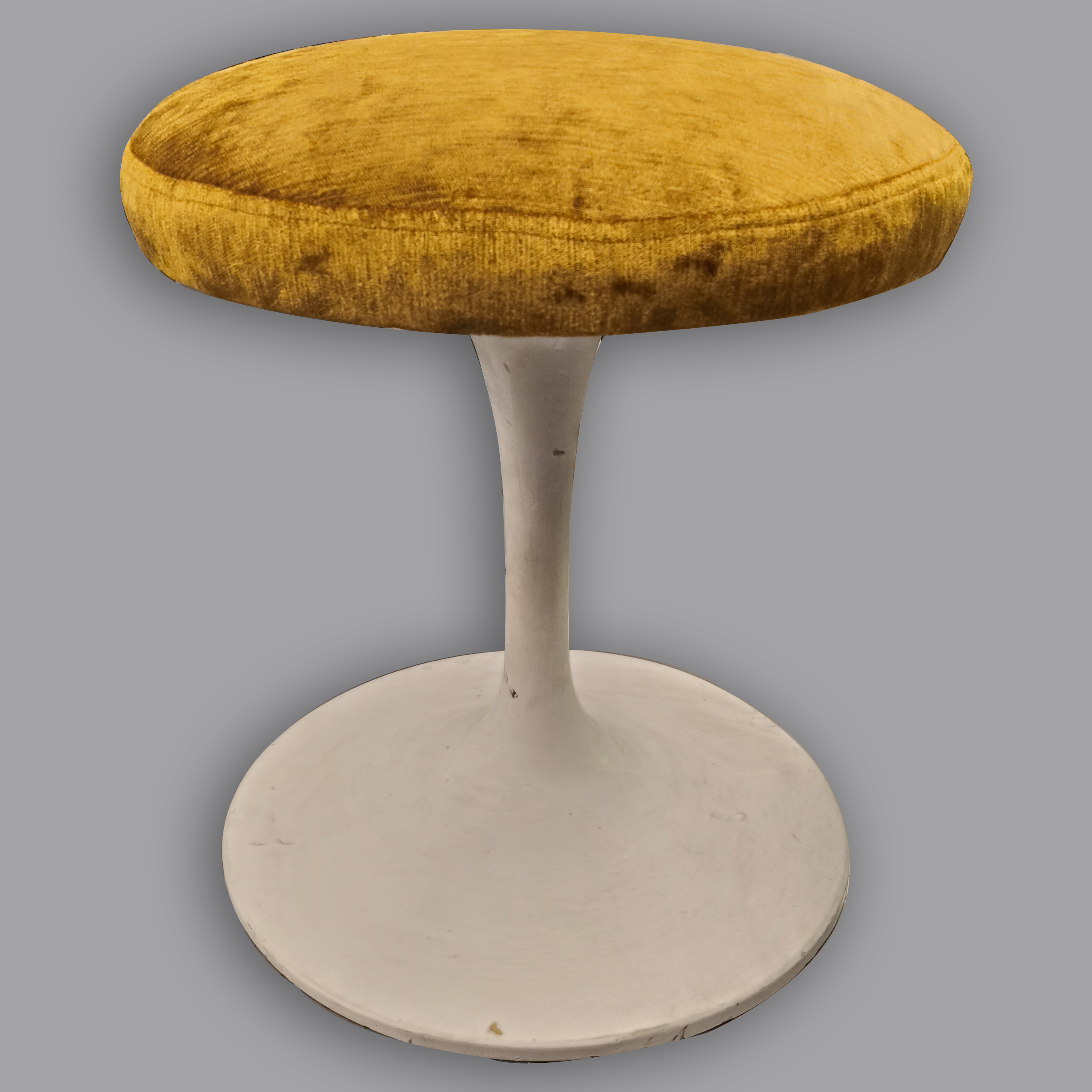 Eero Saarinen para Knoll. Taburete Tulip en aluminio laqueado blanco