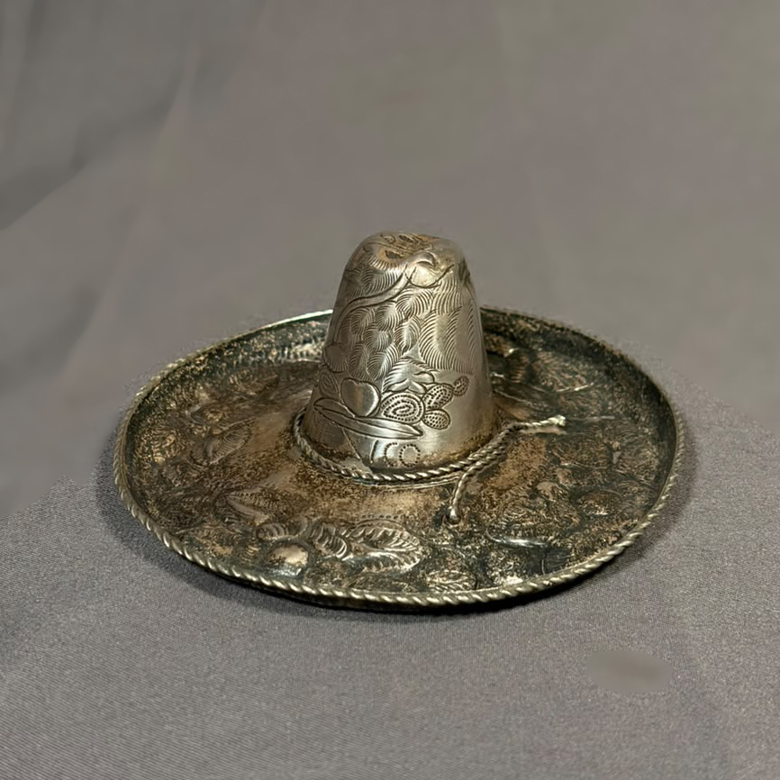 Sombrero de charro miniatura en plata .925